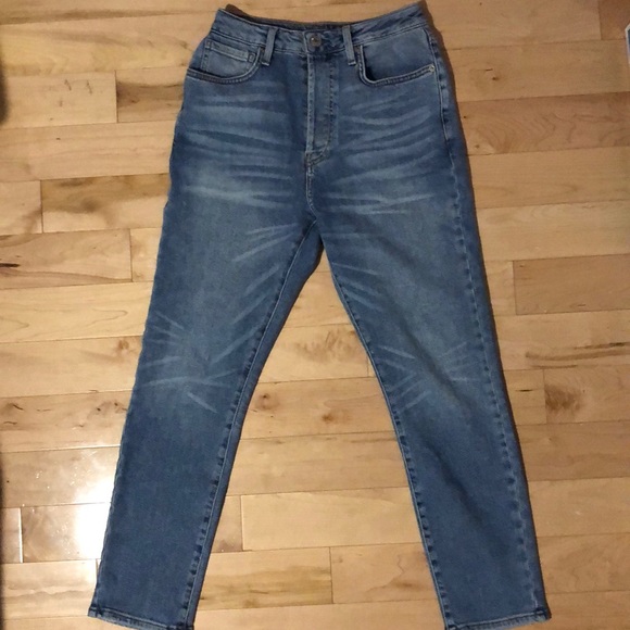 Mom Jeans